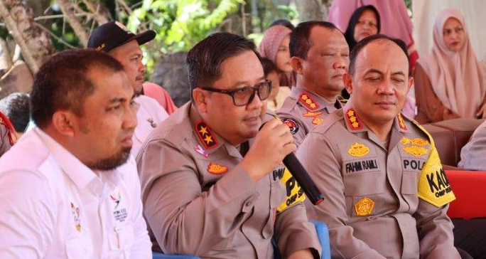 Bangun MCK di Dua Gampong Aceh Besar, Kapolda: Polri Tidak Hanya Hadir sebagai Aparat Penegak Hukum