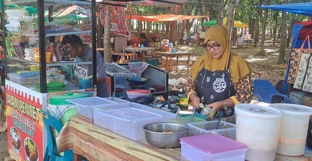 UMKM di Indrapuri Aceh Besar: Alhamdulillah Jualan Ibu Naik Omzetnya Selama PON